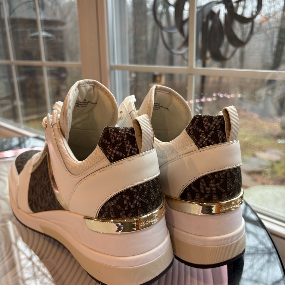 Michael Kors Georgie Cream and Brown Logo Sneakers - Picture 5 of 6